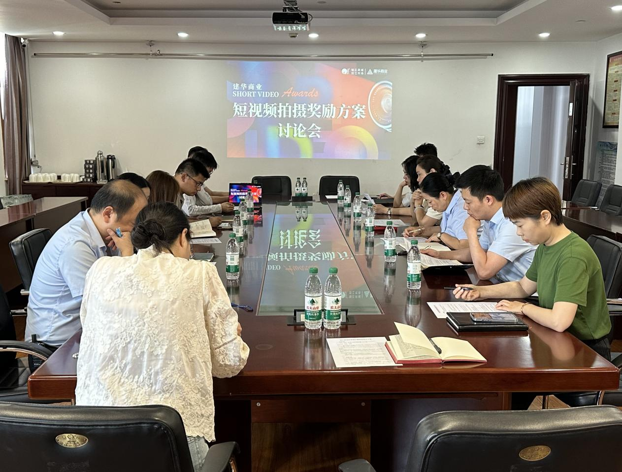 携手共探发展新路径，齐心布局营销新策略