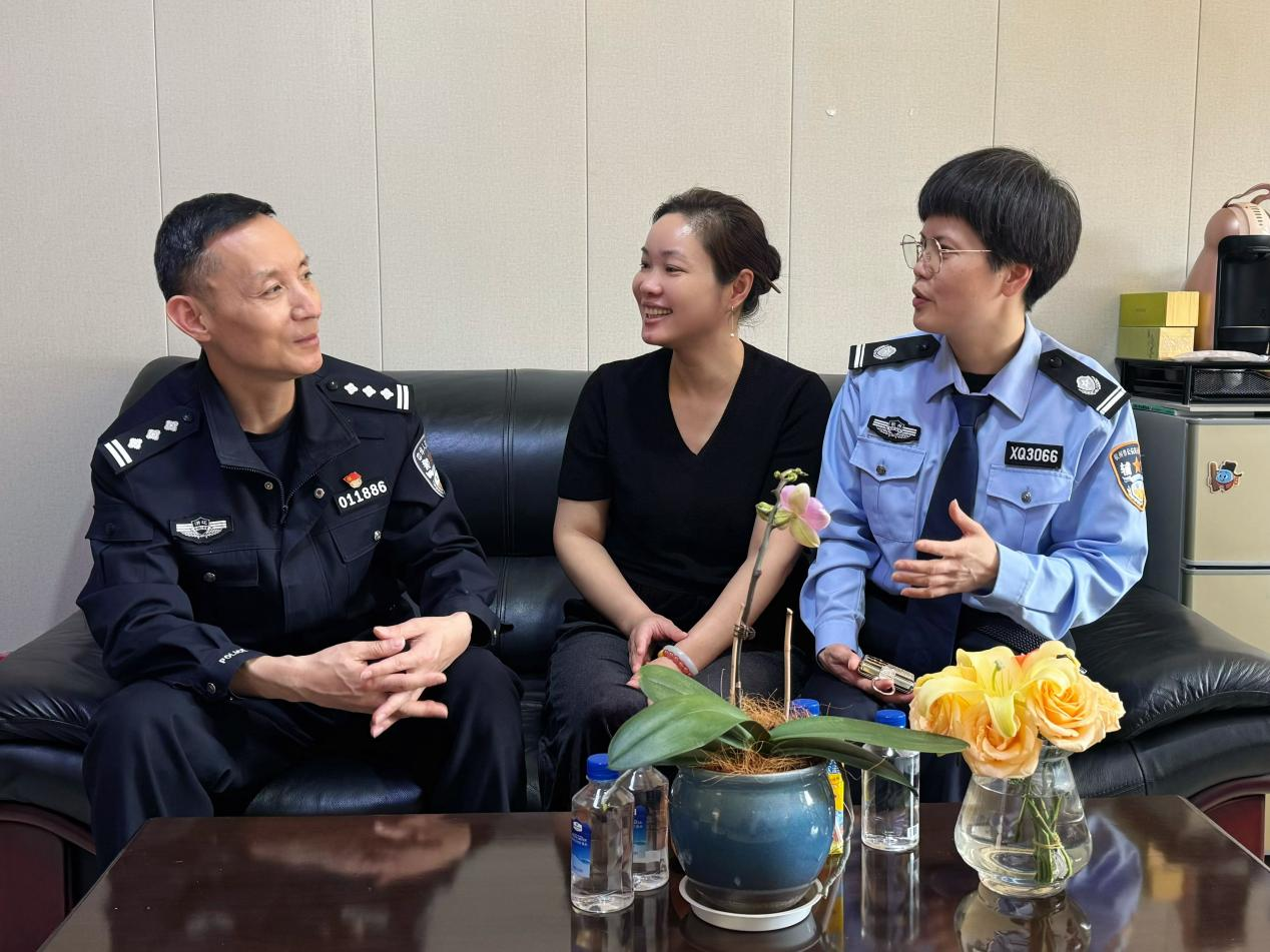 拱墅区大关中队携手钱江商城共筑交通安全防线‌