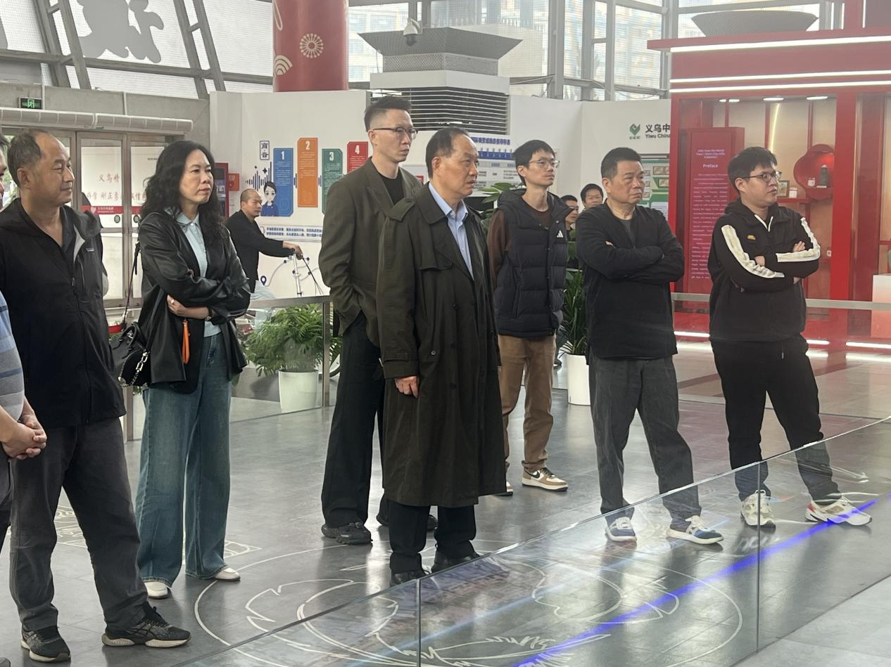 借鉴义乌经验，推动创新发展